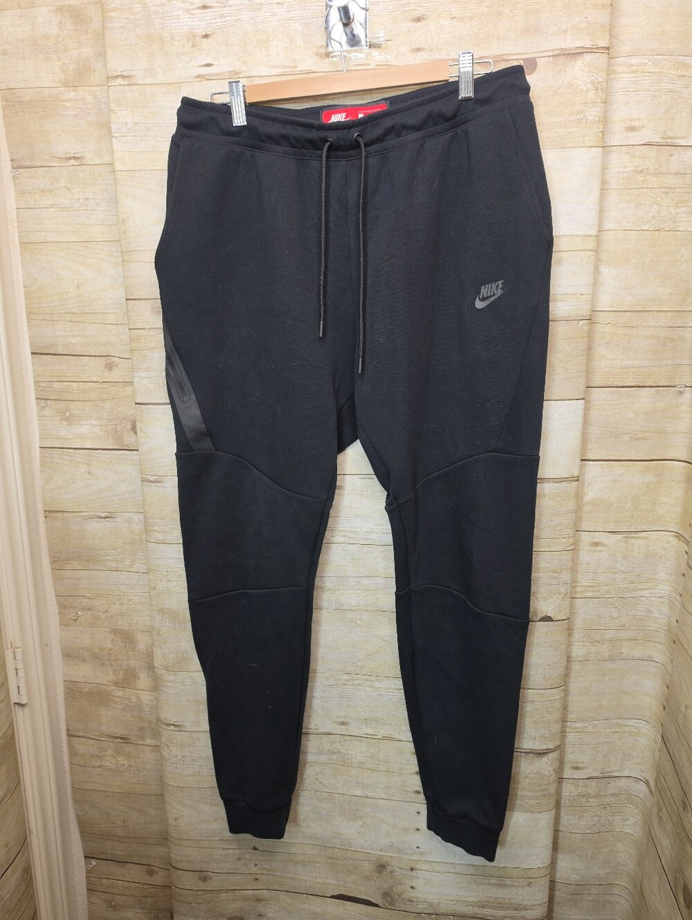 Nike Black Men's Jogger Sweatpants with Reflective Logo